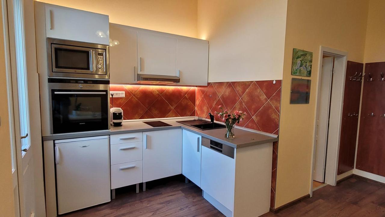Apartman U Kolonady Marianske Lazne Ngoại thất bức ảnh