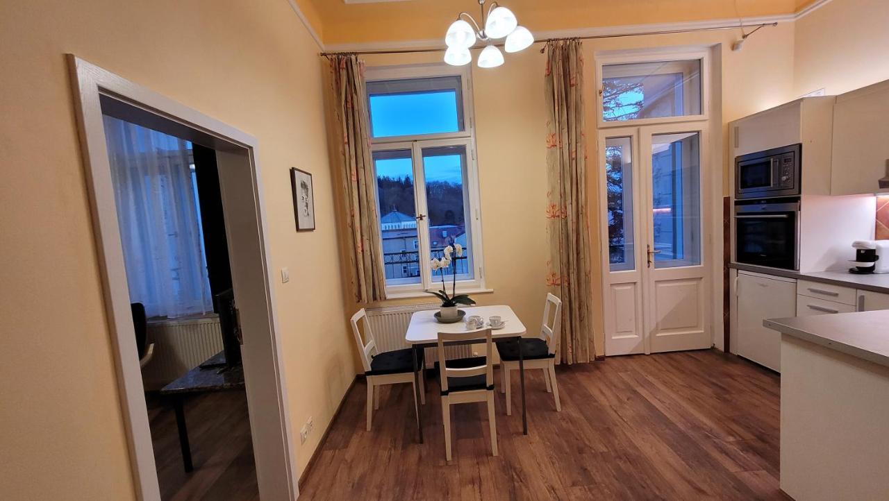 Apartman U Kolonady Marianske Lazne Ngoại thất bức ảnh