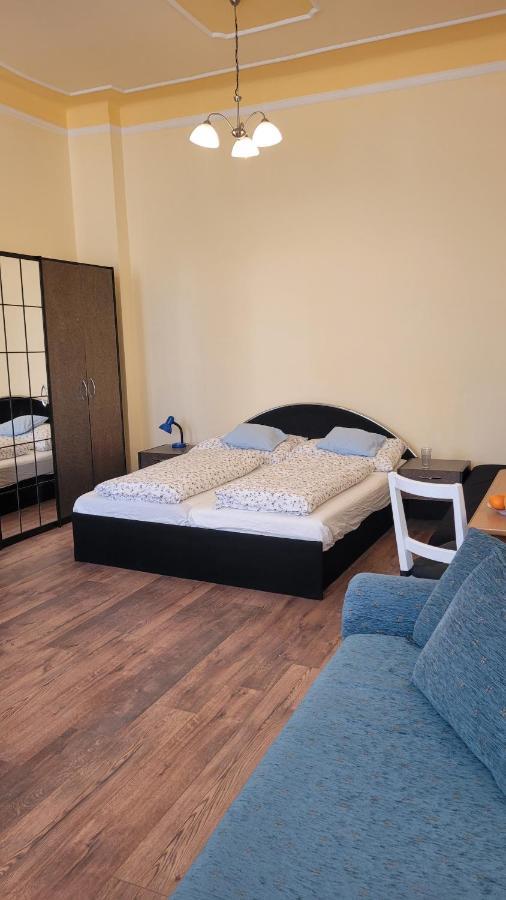 Apartman U Kolonady Marianske Lazne Ngoại thất bức ảnh