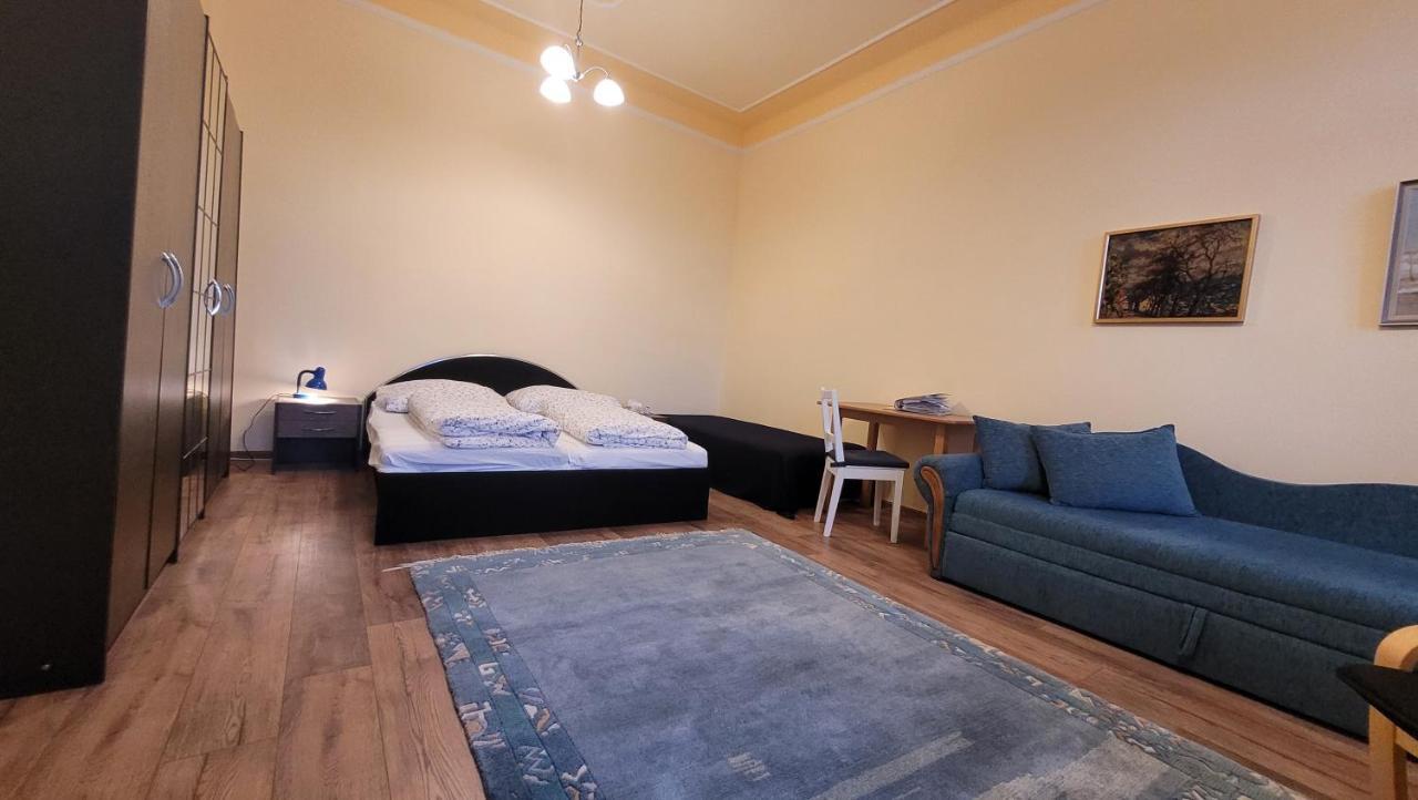 Apartman U Kolonady Marianske Lazne Ngoại thất bức ảnh