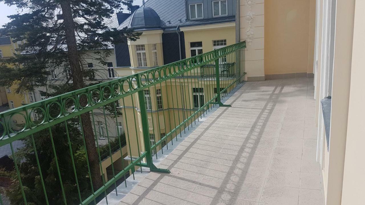 Apartman U Kolonady Marianske Lazne Ngoại thất bức ảnh